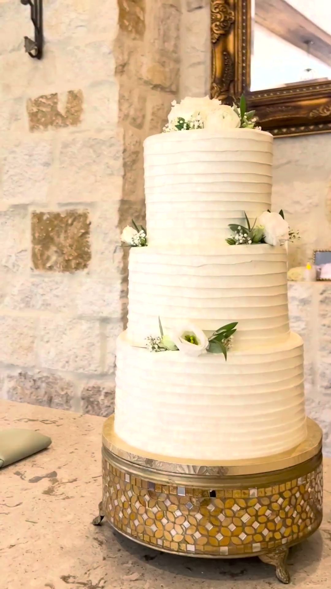 Wedding cake detail