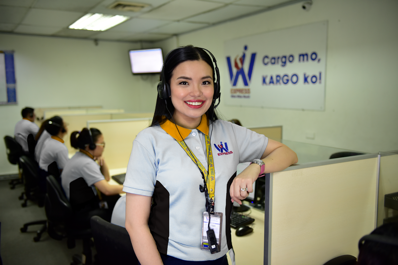 W Express call centre agent